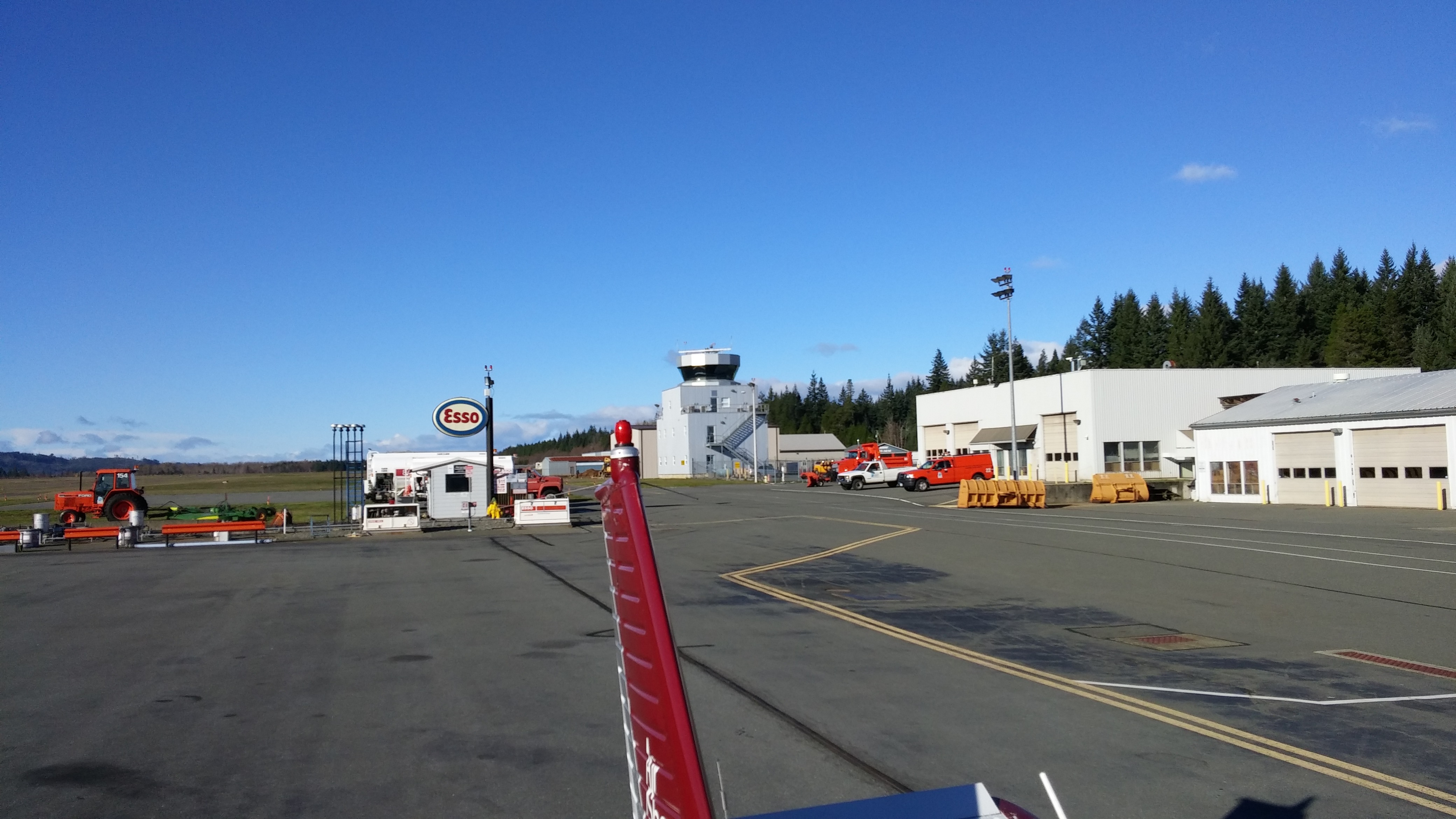 The tower at CYBL. Note there isn’t an ATC unit here, just Campbell River Radio.